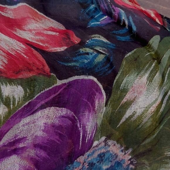 Vtg long floral sheer pattern chiffon scarf - Picture 5 of 6